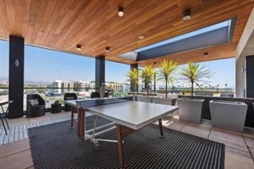 Chic Luxury Condo Near Hollywood Glendale Exterior foto